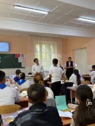 Волонтёр из Японии в нашей школе