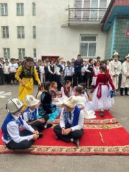 Праздник Кыргызского языка в СОШ №10 им. А.С. Макаренко